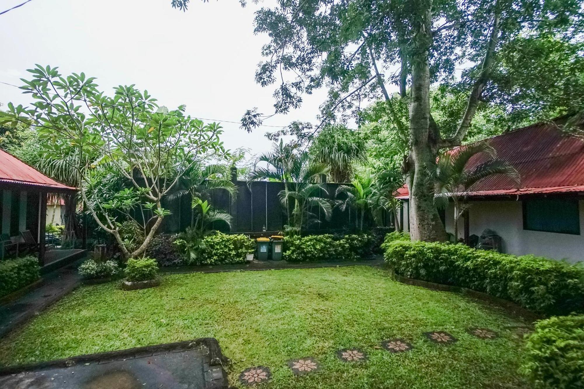 Hotel Kampung 168 Jimbaran Exterior foto
